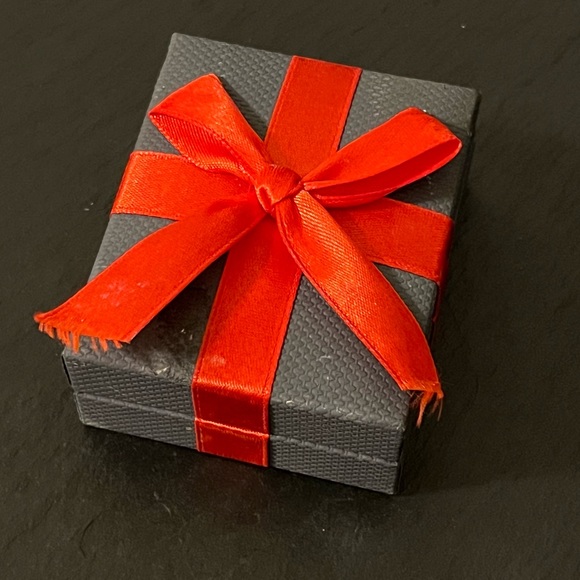 Sterling Silver 925 1/10 CTTW Diamond Hoop Earrings  New - Picture 11 of 15